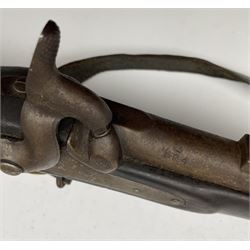 19th century three band percussion musket with sighted barrel, the Tower lock dated 1863 and numbered 422 with ramrod barrel length 99cm