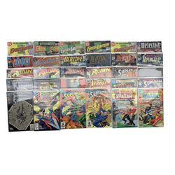 Modern age DC comics including Batman, Superman, Robin, Green Lantern, Detective, Dceased and others, together with various other comics including The Walking Dead, Alien etc, in protective sleeves with card inserts (113)