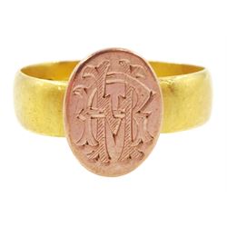 Edwardian 22ct gold ring, Birmingham 1904, with applied 9ct rose gold monogrammed plaque