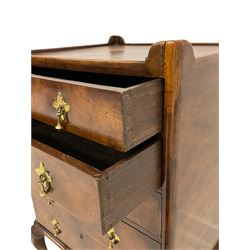 George III design walnut chest, quarter-matched rectangular tray top, fitted with four drawers, each with bookmatched figured fronts and brass handles, raised on cabriole supports