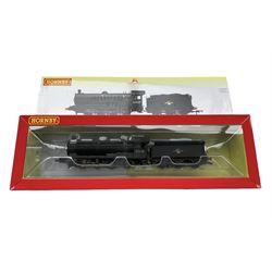 Two Hornby '00' gauge locomotives both renumbered, R3243B BR (late) Class KI and r3426 BR (Late) Class Q6, boxed
