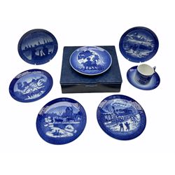 Royal Copenhagen Year plates to include The Millennium Plate,  1775-1975 Bicentenary plate, 1993, 1997, 1998 and 1999, together with a 1999 coffee can and saucer, all boxed