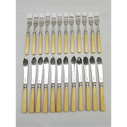 Set of twelve silver bladed fish knives and forks with ivory handles Sheffield 1931/32 Maker Mappin and Webb