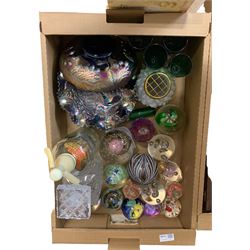 Quantity of glassware to include Sundella soda syphon, small green glass vial, carnival glass, paperweights etc. in one box