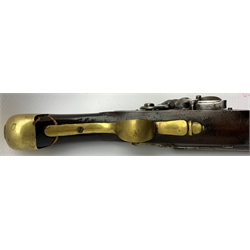 Tower long Sea Service flintlock belt pistol with Board of Ordnance stamps, walnut full stock with brass mounts, steel belt hook and ramrod, the butt stamped '1802'.  Overall length 48cm and barrel length 30cm