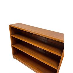 Chinese hardwood open book case, with two fitted shelves 