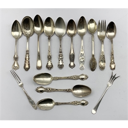 Pair of American sterling silver teaspoons with floral stems by R Wallace & Sons and others by Gorham, Wallace and others and three forks 10.2oz (15)