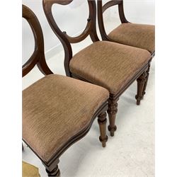 Mixed set of four Victorian mahogany dining chairs, 