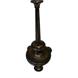Early 20th century bronzed brass telescopic standard lamp, original oil reservoir converted to electric