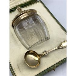 French etched glass preserve jar with silver gilt cover and collar with pineapple finial, H10cm and the matching fiddle pattern spoon in the original fitted case inscribed 'E Cabanon, Montpellier' 