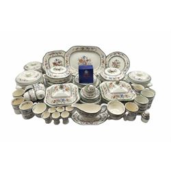 Spode Chinese Rose pattern dinner and tea ware comprising four dinner plates, six dessert plates, seven square and circular covered vegetable dishes, meat plate, tea cups and saucers and various other items approx 65 pieces 