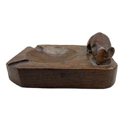 Mouseman - oak ashtray with carved mouse signature, by Robert Thompson of Kilburn, L10cm
