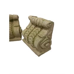Pair of scrolled cast corbels 