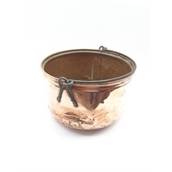 Large copper circular cooking pot with wrought metal swing handle D38cm