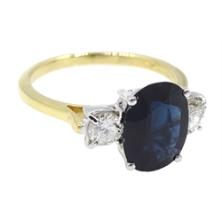 18ct gold three stone oval sapphire and diamond ring, hallmarked, sapphire approx 2.60 carat, total diamond weight approx 0.45 carat