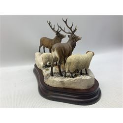Border Fine Arts Limited group 'Winter Guests', by Hans Kendrick, No 50/500 on wooden base, boxed and with certificate L30cm