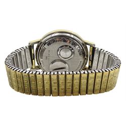 Bulova Accutron M4 gold-plated and stainless steel gentleman's wristwatch, on expanding gilt strap