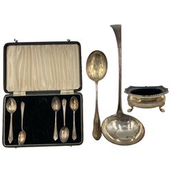 Silver rectangular salt with blue glass liner Sheffield 1973, five silver coffee spoons, silver serving spoon and plated soup ladle