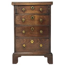Small George III mahogany bachelors chest, rectangular fold over top, two sliding stays and four graduating oak lined drawers, on bracket feet, brass escutcheons and loop handles, 
