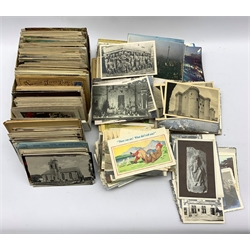Quantity of Edwardian and later postcards including topographical, historical, greetings, cartoon etc 