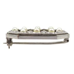 Early-mid 20th century platinum and white gold diamond and pearl brooch, in Collingwood velvet and silk lined box 