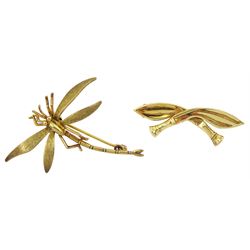 9ct gold dragonfly brooch and 14ct Gurka sweetheart brooch, both hallmarked
