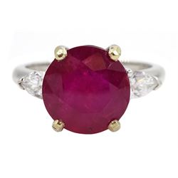 18ct white gold round ruby and pear shaped diamond ring, hallmarked, ruby approx 4.80 carat