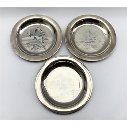 Set of three silver plates etched with Geese, Ducks and Swans after Peter Scott D20cm London 1972 Maker John Pinches 18.5oz