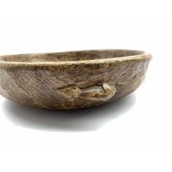 Thompson of Kilburn Mouseman adzed oak bowl with carved mouse signature D24cm 
