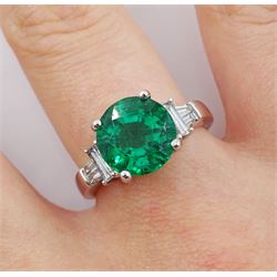 18ct white gold fine round Zambian emerald ring, with baguette and tapered baguette diamond shoulders, hallmarked, emerald approx 3.20 carat