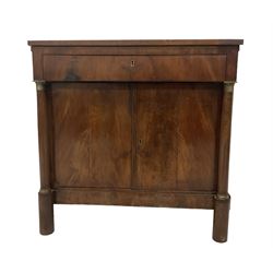 French 19th century mahogany buffet, the retractable raised back with two shelves and dividing stays, rectangular top with twin brushing slides to the side, fitted with single frieze drawer over double cupboard, flanked by pilasters with embossed brass capitals, on cylindrical supports