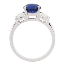 18ct white gold three stone fine sapphire and round brilliant cut diamond ring, hallmarked, sapphire approx 2.60 carat, total diamond weight approx 0.80 carat