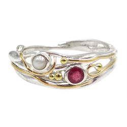 Silver and 14ct gold wire ruby and pearl ring, stamped 925 