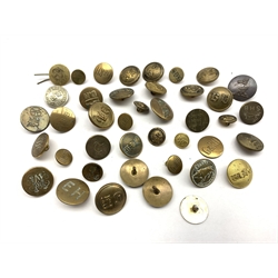 Eight brass hunt buttons initialled 'A B' and various others (40)