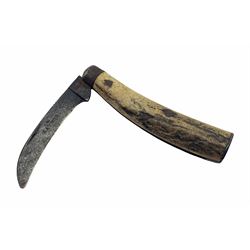 Early 20th century stag horn pruning knife by W. Saynor, Sheffield, L18.5cm when open