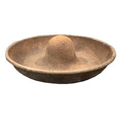 Cast iron sombrero type feeder, D69cm