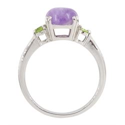 Silver three stone lavender amethyst and peridot ring, stamped 925 