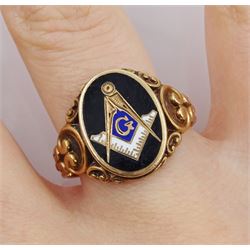 Rose gold and enamel Masonic ring, stamped 10K