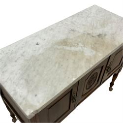 Edwardian walnut washstand, rectangular marble top, fitted with two panelled doors with central carved foliate motif, turned supports with castors