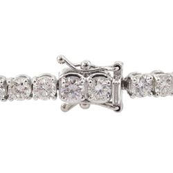 18ct white gold round brilliant cut diamond bracelet, hallmarked, total diamond weight approx 6.40 carat