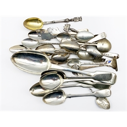 Victorian silver fiddle pattern table spoon, four silver tea spoons by Peter and Ann Bateman, other silver tea spoons and souvenir spoons approx 10oz