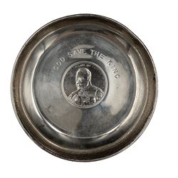 Early 20th century silver dish inset with a Edward VII Commemorative medallion, hallmarked Sampson Mordan & Co, London 1900, D10cm approximate weight 2.2 ozt