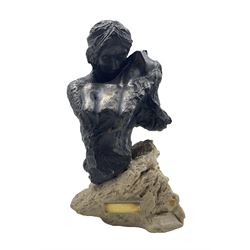 Bronzed model of a couple by Carosa Disseny on naturalistic base, H28cm