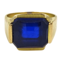 12ct gold briolette cut synthetic blue stone ring 