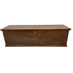 18th century oak sword chest, rectangular hinged lid, the interior with candle box, raised on plinth base