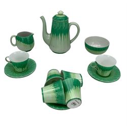 Set of six Art Deco Shelley Harmony Green Dripware teacups and saucers in the Regent shape, together with a matched Shelley coffee pot, sugar bowl and jug 