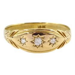 Early 20th century gold gypsy set three stone diamond ring, stamped 18ct
