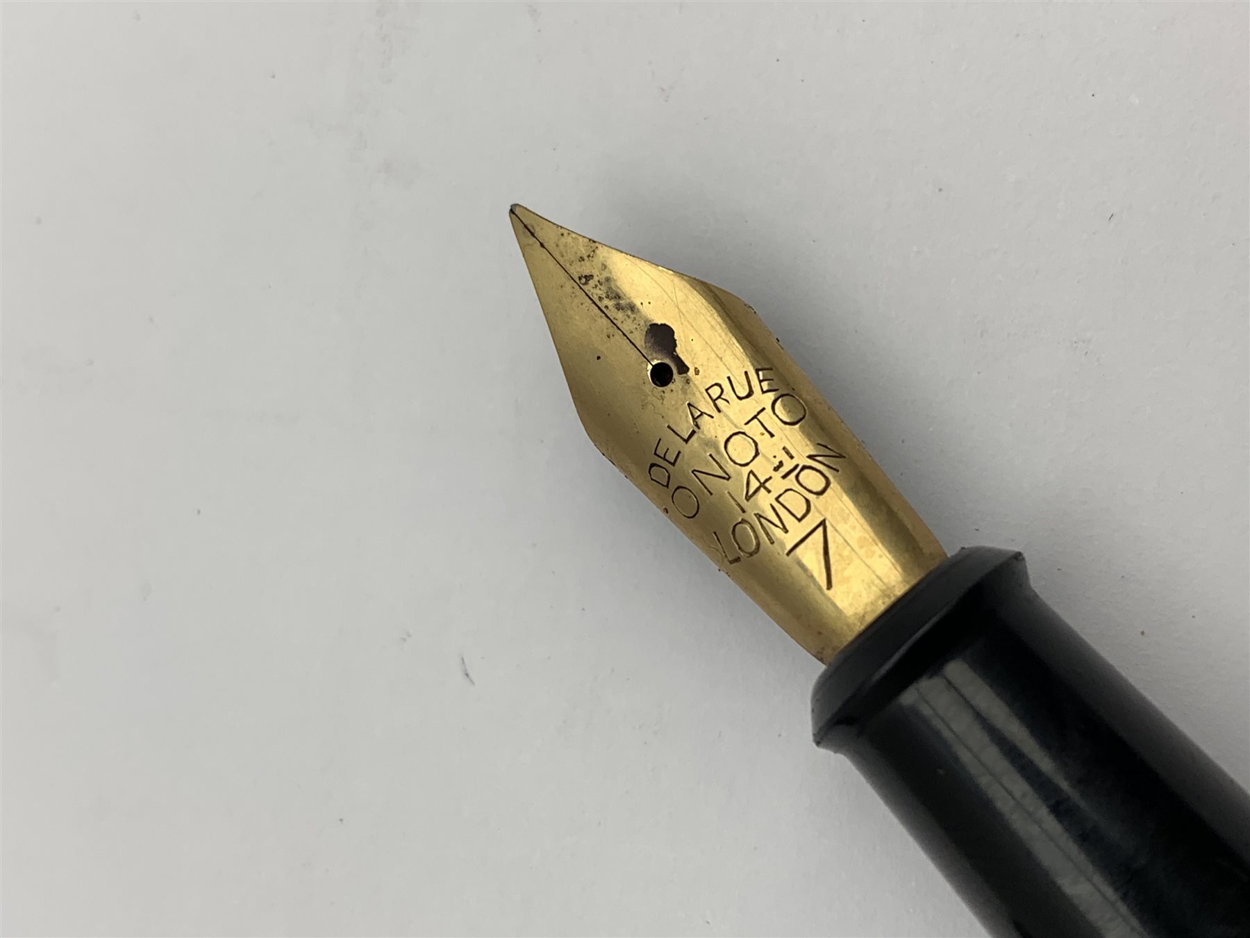 DS Onoto Magna fountain pen with De La Rue Onoto 14ct gold nib, the ...