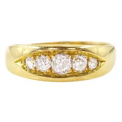 Victorian old cut diamond ring, five graduated diamonds to a tapering band, approx total diamond weight 0.45 carat