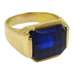 12ct gold briolette cut synthetic blue stone ring 